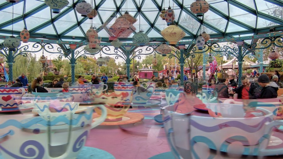 HDR-Mad-Hatters-Tea-Cups-Disneyland-Paris.jpg