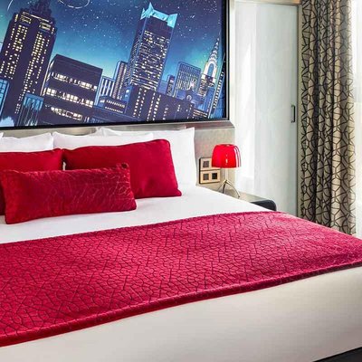 N035271_2024jun02_world_spiderman-suite_5-2_tcm756-226556$w~2400$p~1$f~jpg