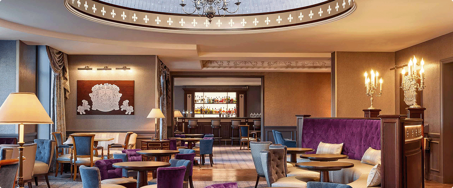 N040300_2029jan24_world_disneyland-hotel-fleur-de-lys_full-width_desktop_tcm816-280357$p~1$f~jpg