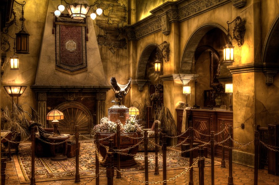Walt-Disney-Studios-Paris-Ancient-hall-Tower-of-Terror-1280x853.jpg