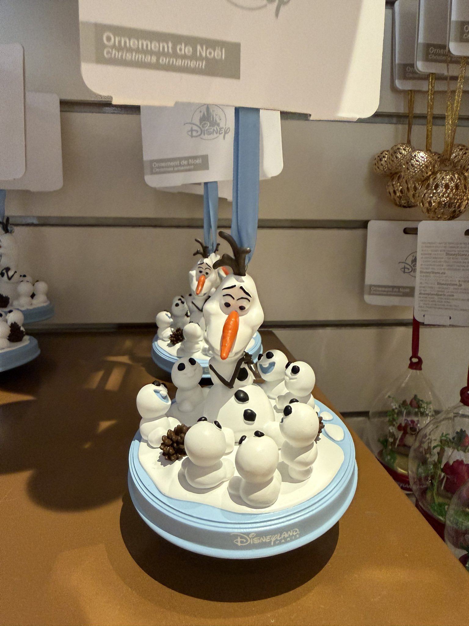 Kerstballen met Olaf, Mickey en peperkoek bij Emporium - week 35 2026 (1)