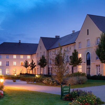 dlp-campanile-outside