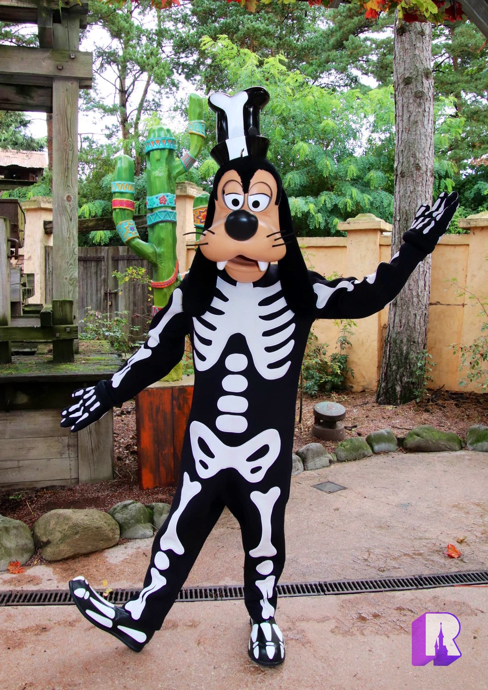 dlp-halloween-goofy