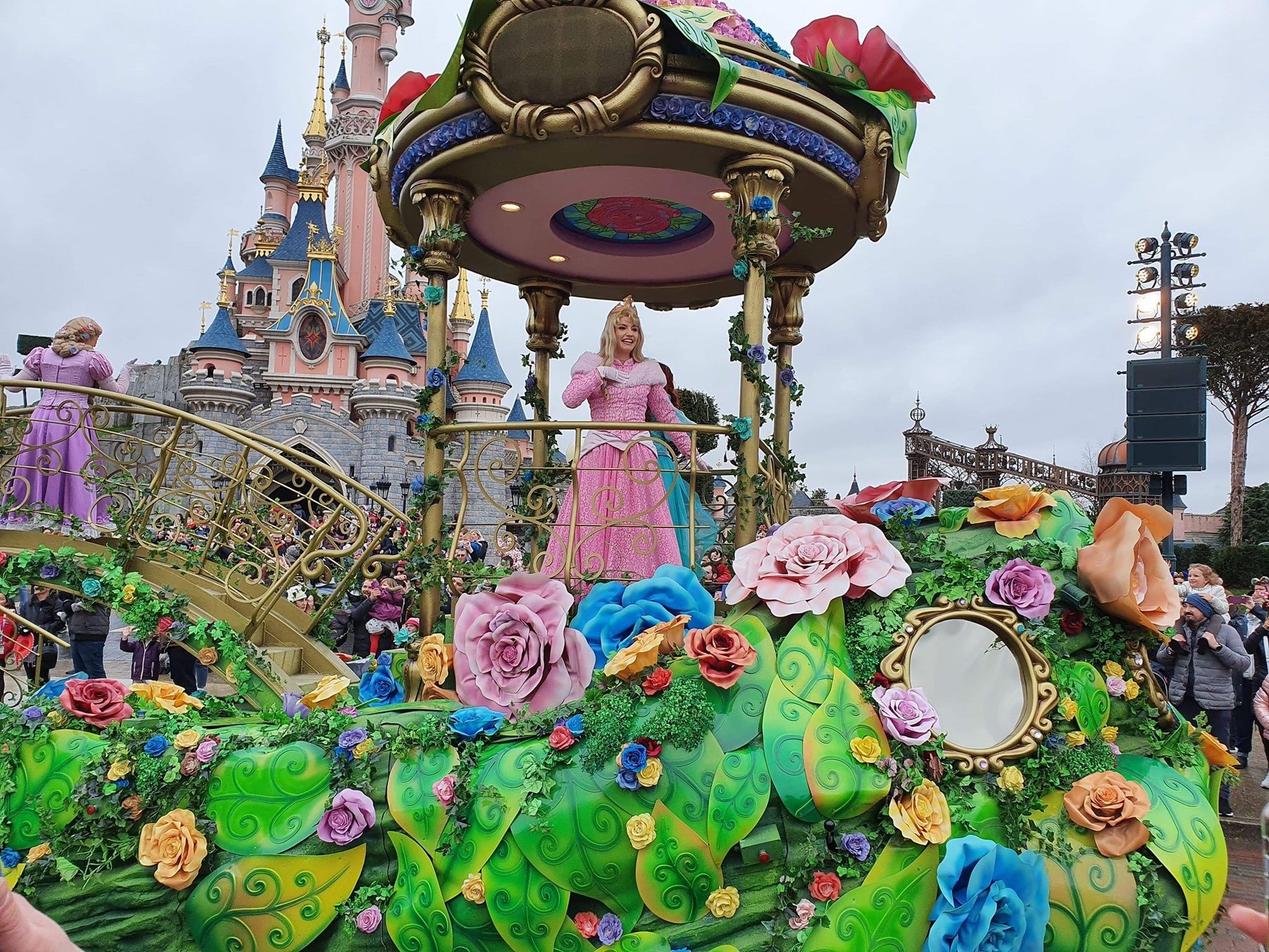 dlp-princess-parade-08.jpg