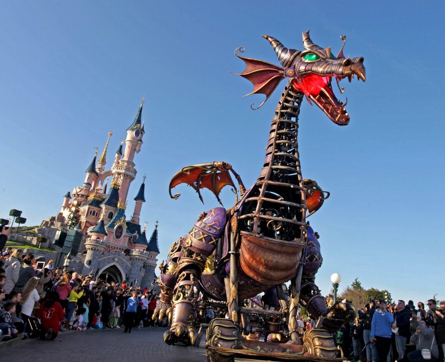 dlp-stars-on-parade-draak.jpg