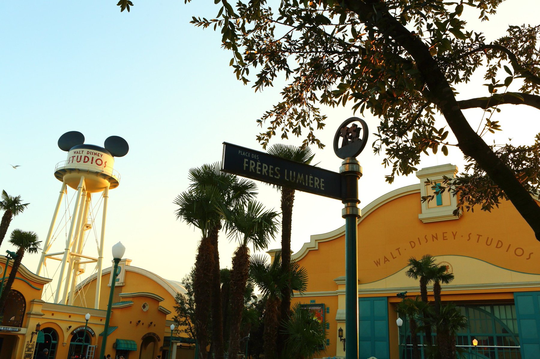 dlp-walt-disney-studios.jpg
