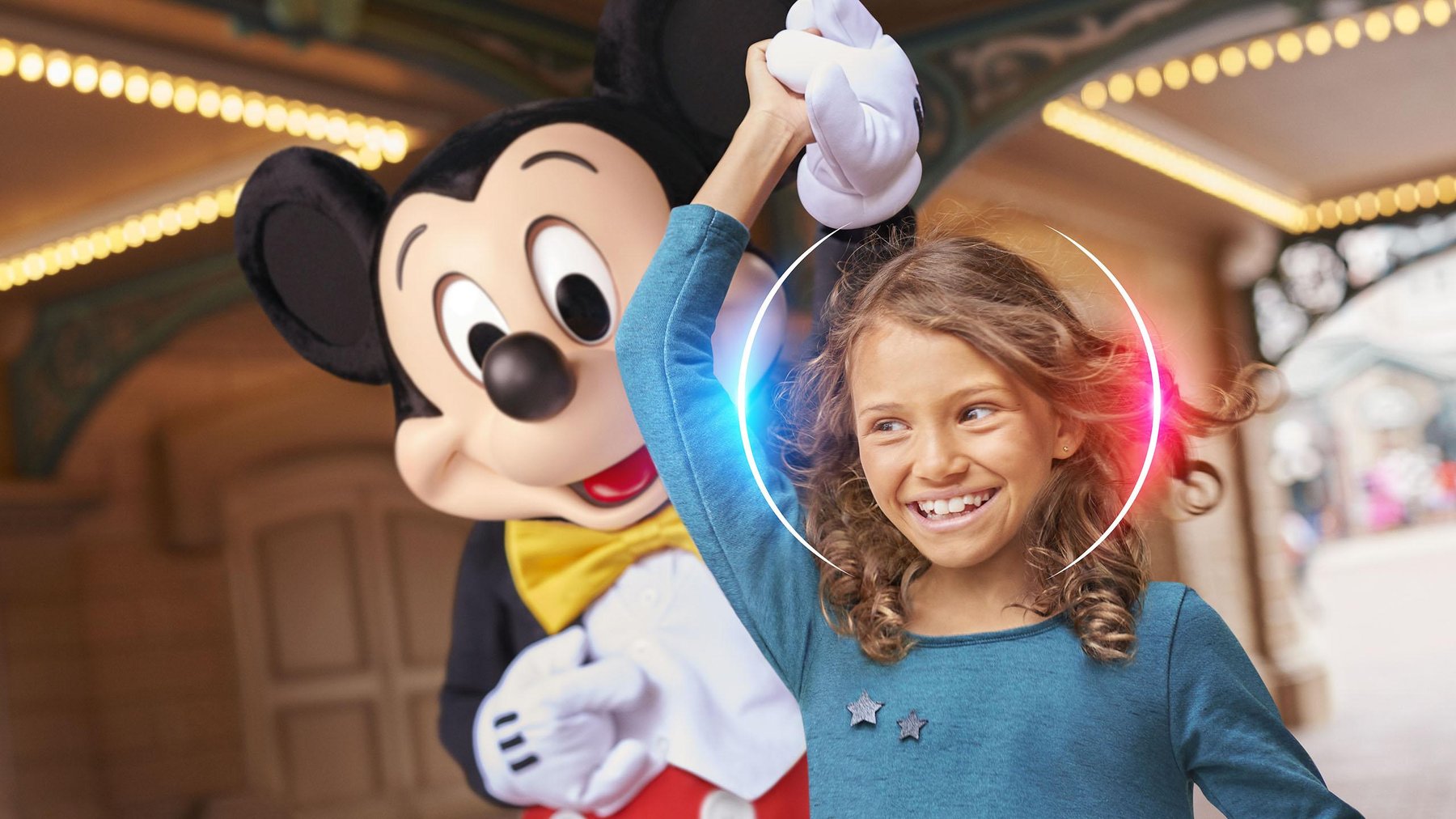hd18324_RVB_2025Dec31_world_key-visual-brand-campaign-mickey-girl-brackets_16-9_tcm794-274133p1fjpg