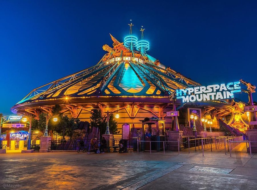 hyperspace-mountain-dlp.jpg