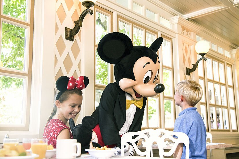 mickey-mouse-dinner-kids