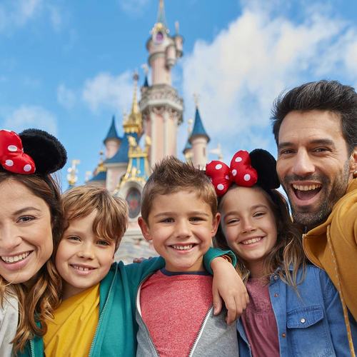 n031545_2028jul13_world_beauty-shots-lifestyle-dlp-family-happy_16-9_tcm756-198000$p~1$f~jpg n031545_2028jul13_world_beauty-shots-lifestyle-dlp-family-happy_16-9_tcm756-198000$p~1$f~jpg