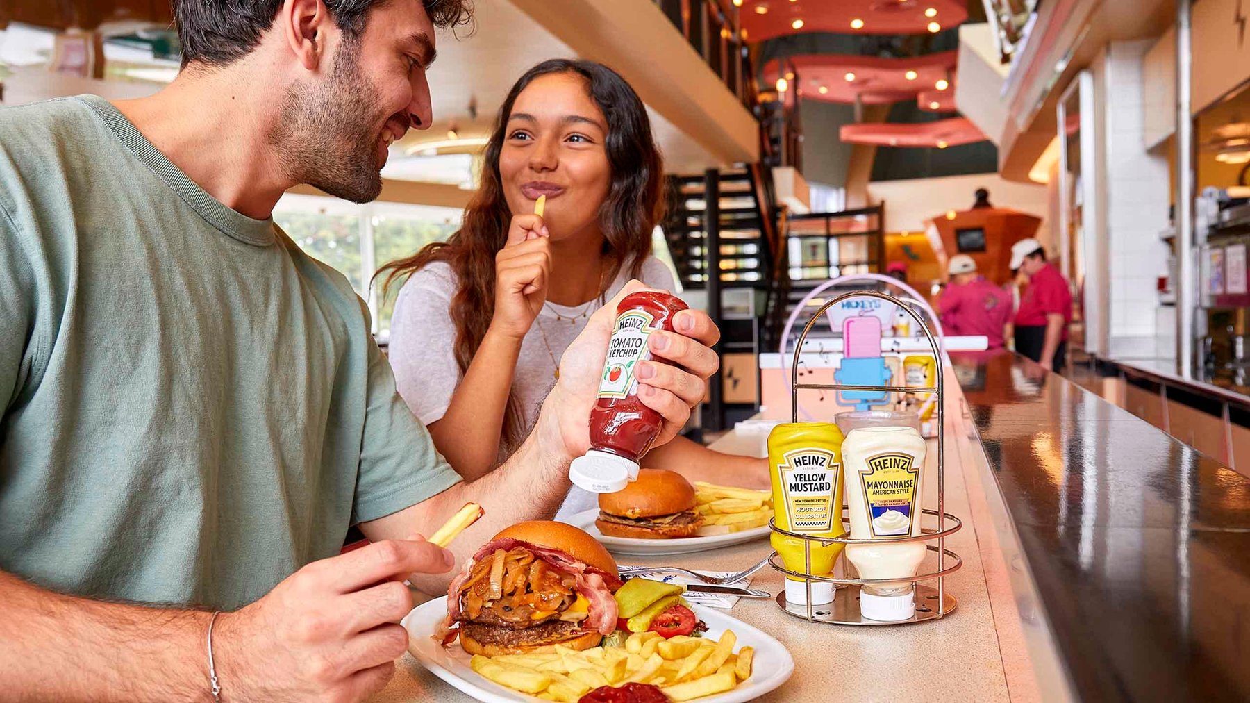 n039320_2026jan10_world_corporate-alliance-partner-dlp-kraft-heinz-annettes-diner-restaurant_16-9_tcm756-273738$p~1$f~jpg