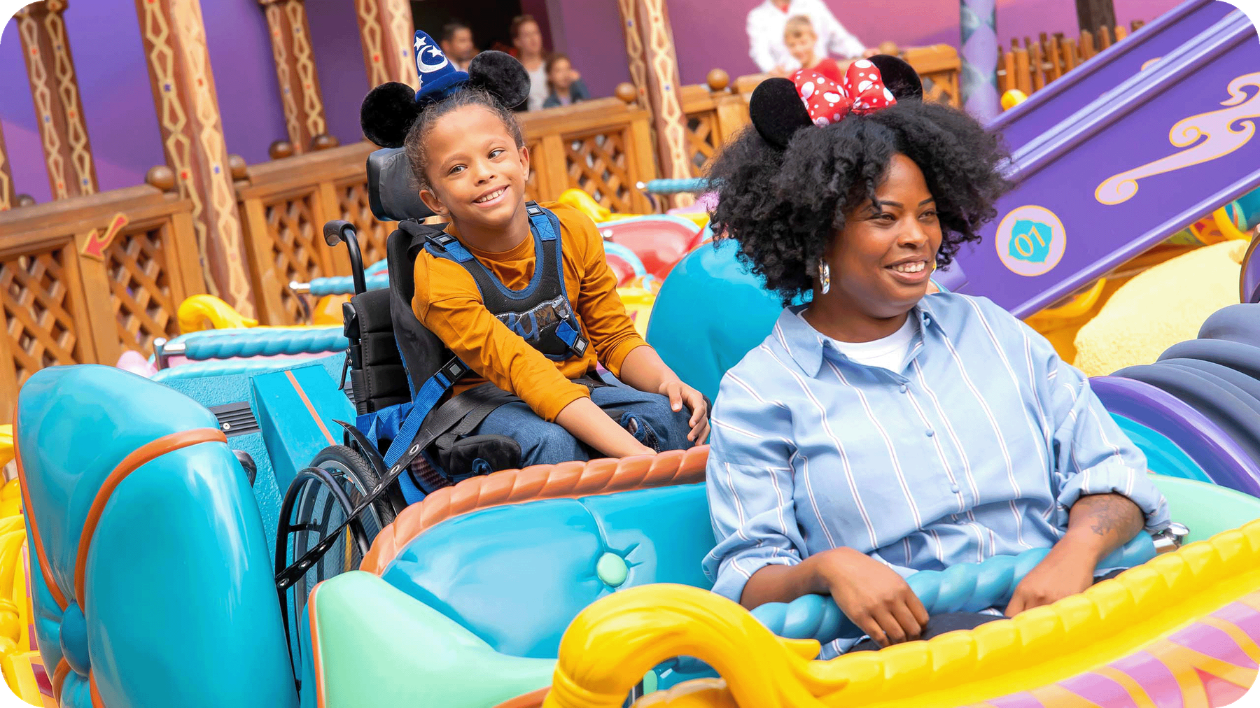 n039705_2028Sep14_world_flying-carpets-over-agrabah-attraction-accessibility_16-9_radius100_tcm756-274274$p~1$f~jpg