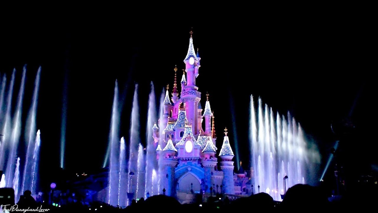 xmas-castle-disneyland-paris-show.jpg